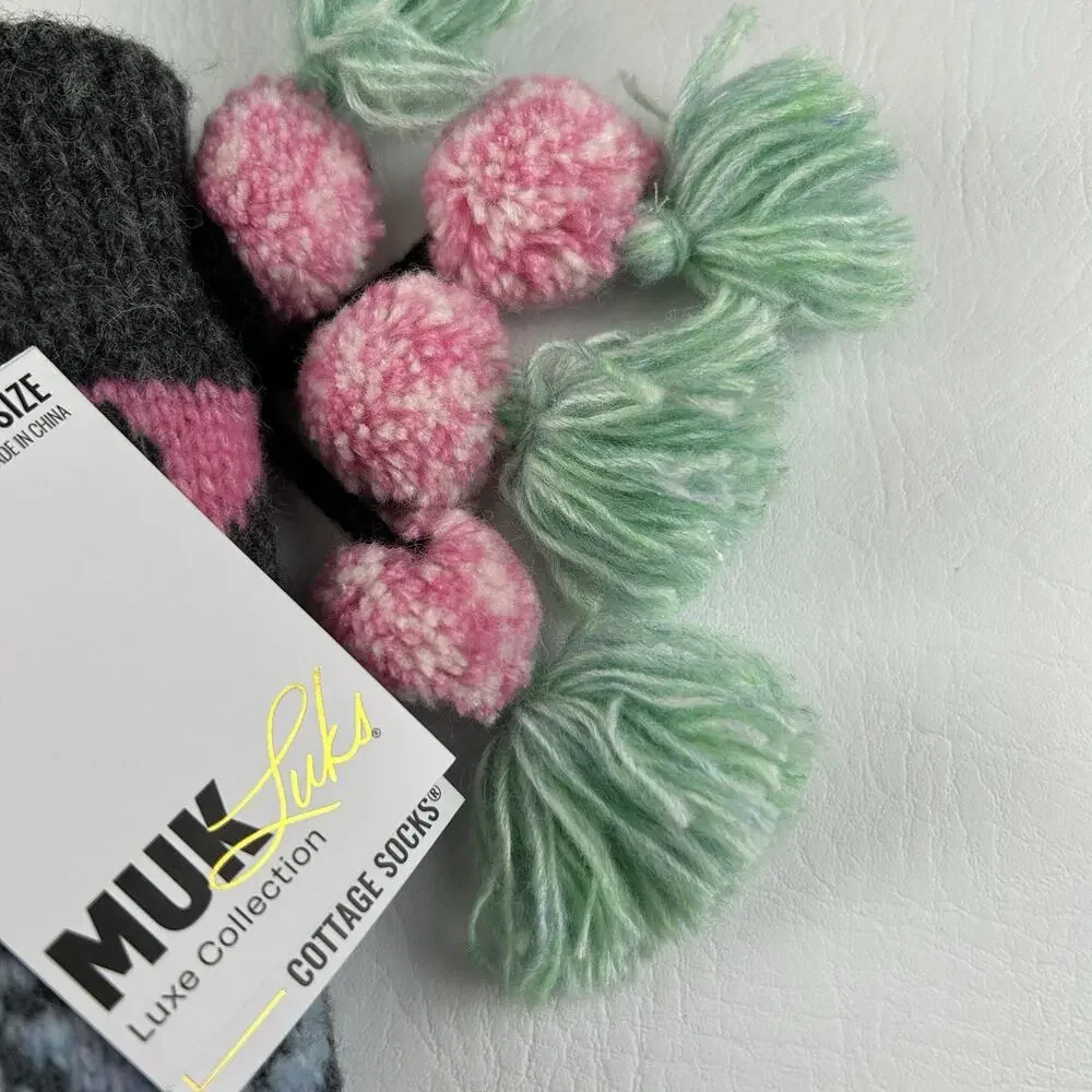 MUK LUKS Luxe Collection Cottage Socks Womens 6-10 Non Slip NWT